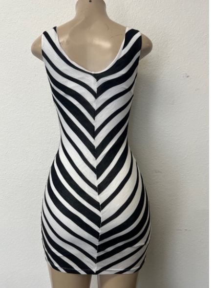 Black & White Chevron Stripe Bodycon Mini Dress