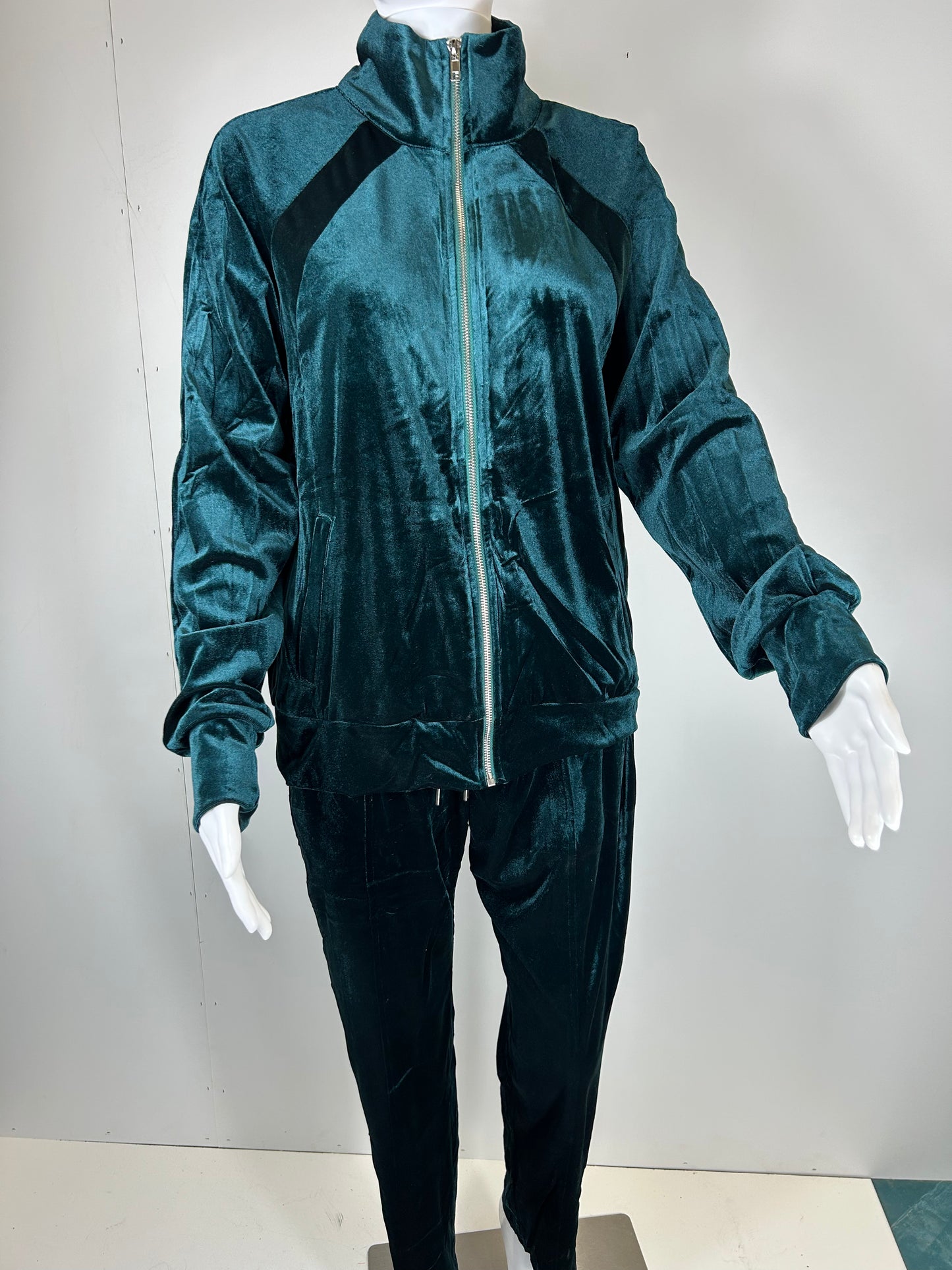 Women's Velvet Tracksuit Set