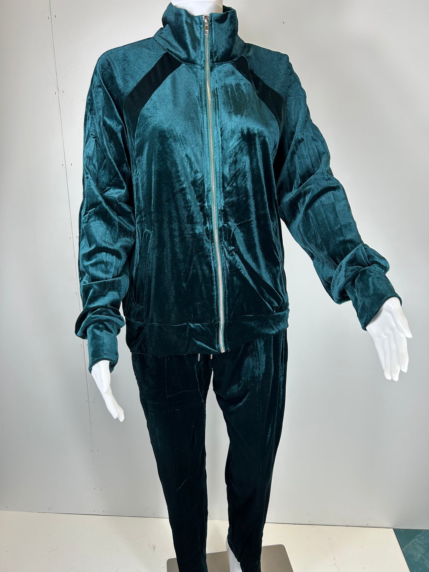 Women's Velvet Tracksuit Set