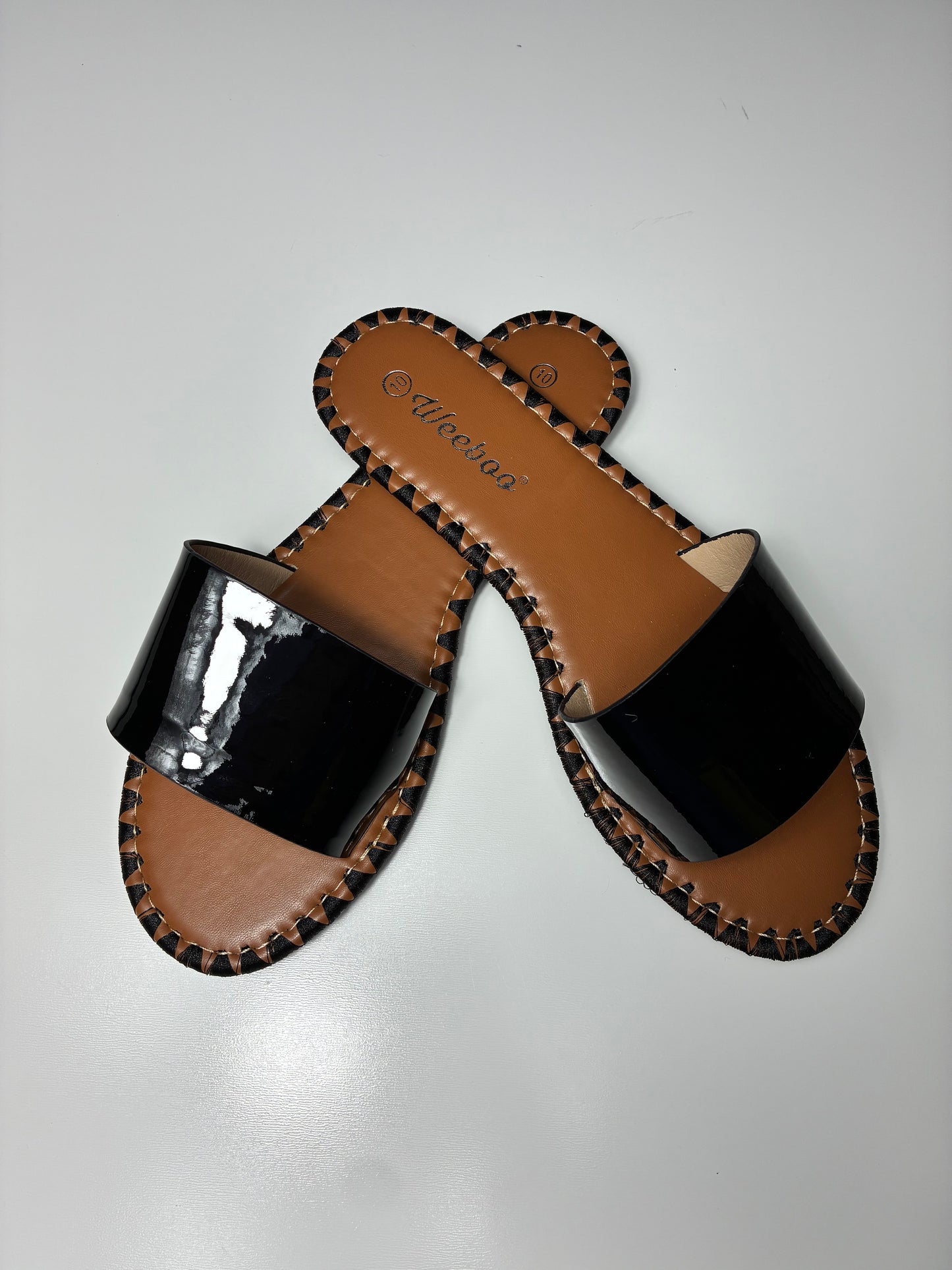 Metalic Patent slide Sandals