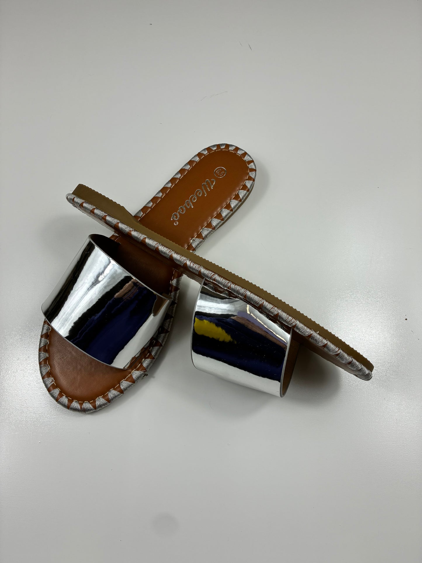 Metalic Patent slide Sandals