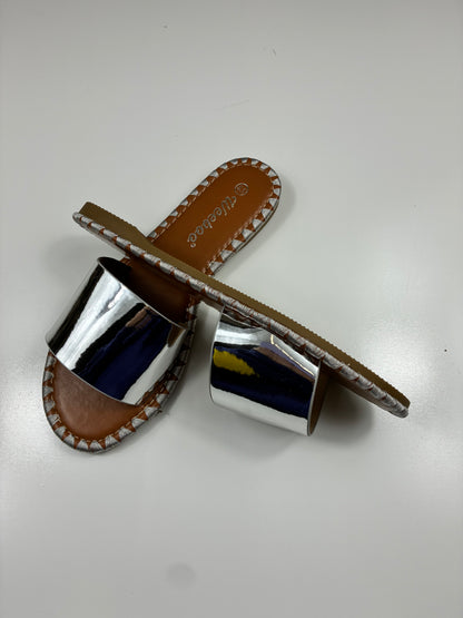 Metalic Patent slide Sandals