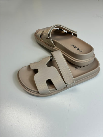 Pink Cutout Slide Sandals FAX-25KIDS
